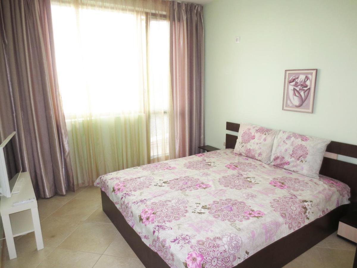 Fantasy Apartments Saint Constantine And Helena Resort Άγιος Κωνσταντίνος και Ελένη Εξωτερικό φωτογραφία