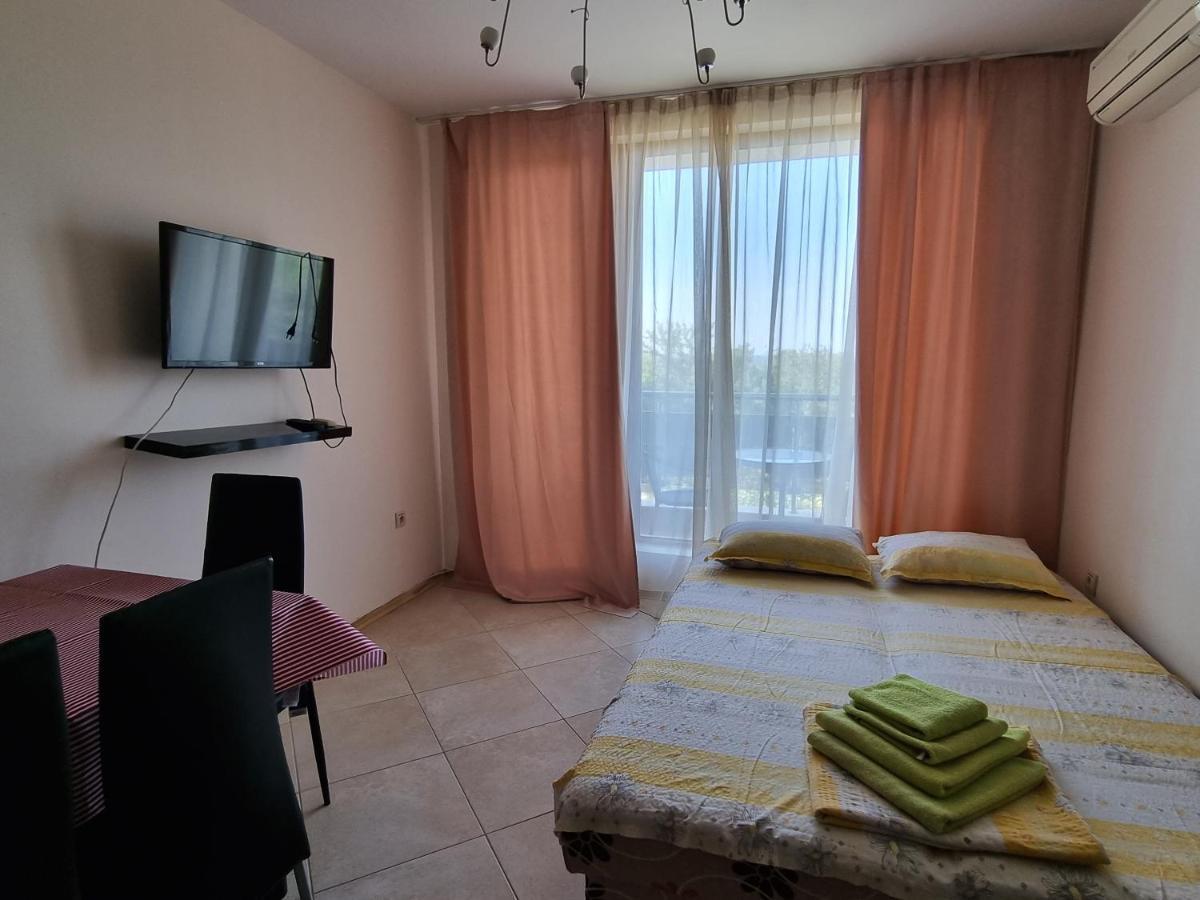 Fantasy Apartments Saint Constantine And Helena Resort Άγιος Κωνσταντίνος και Ελένη Εξωτερικό φωτογραφία